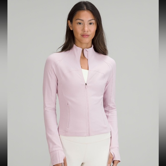 lululemon athletica Jackets & Blazers - Lululemon Nulu Cropped Define Jacket